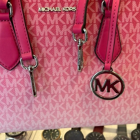 Michael Kors Sheila Medium Ombré Signature CZ Logo Satchel Crossbody Center - Picture 6 of 16